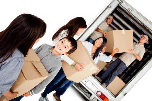 Van loading support for flats and homes in Notting Hill