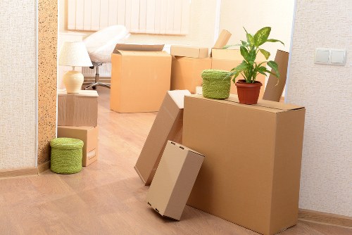 Organised loading and transport during a local house move